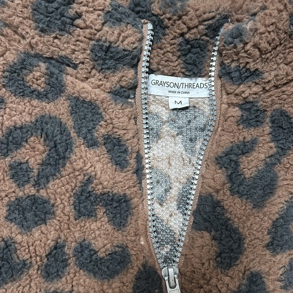 Women’s Greyson Threads Sweater - Picture 2 of 3